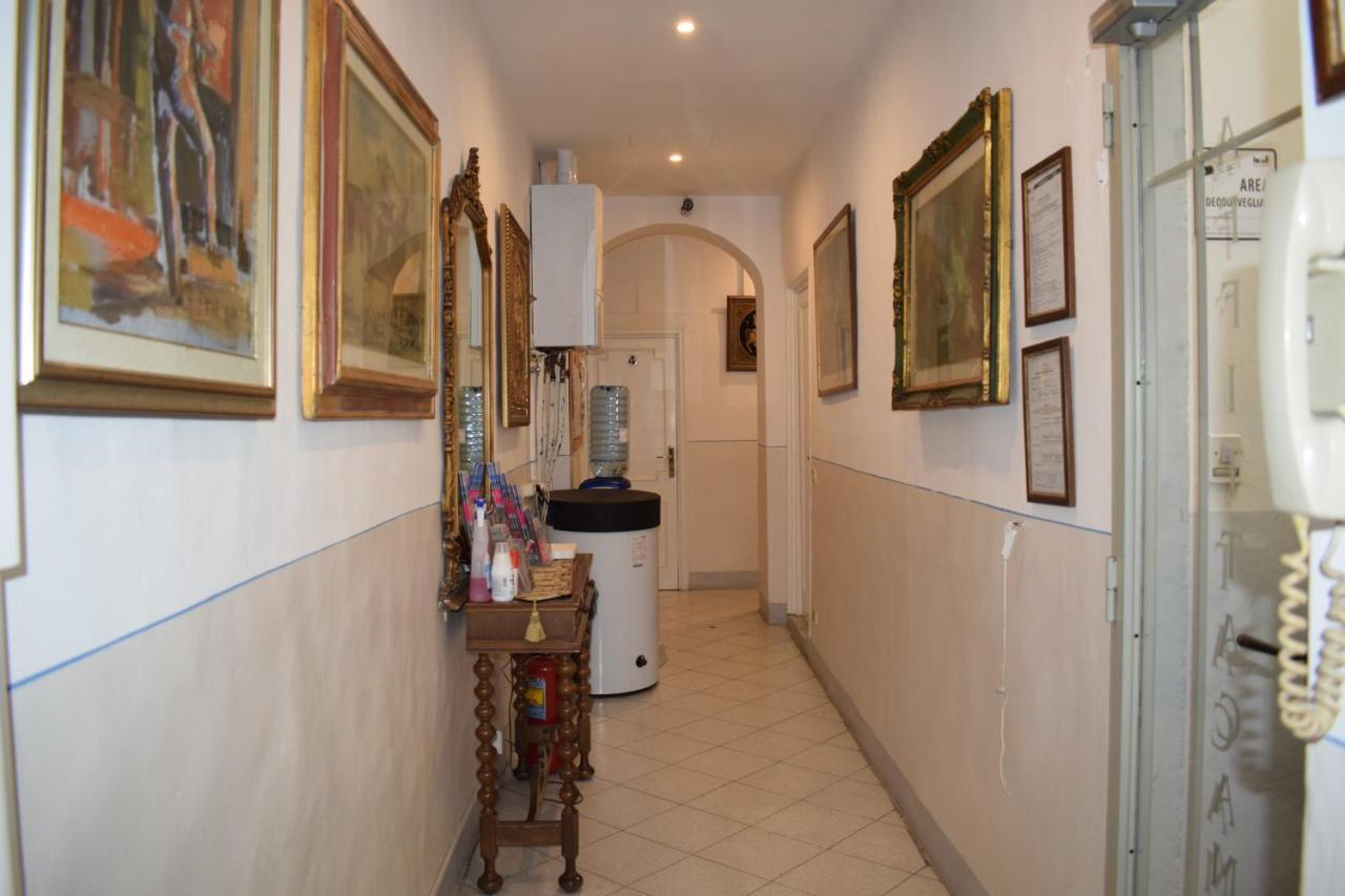 Santa Reparata Acomodação com café da manhã  2*